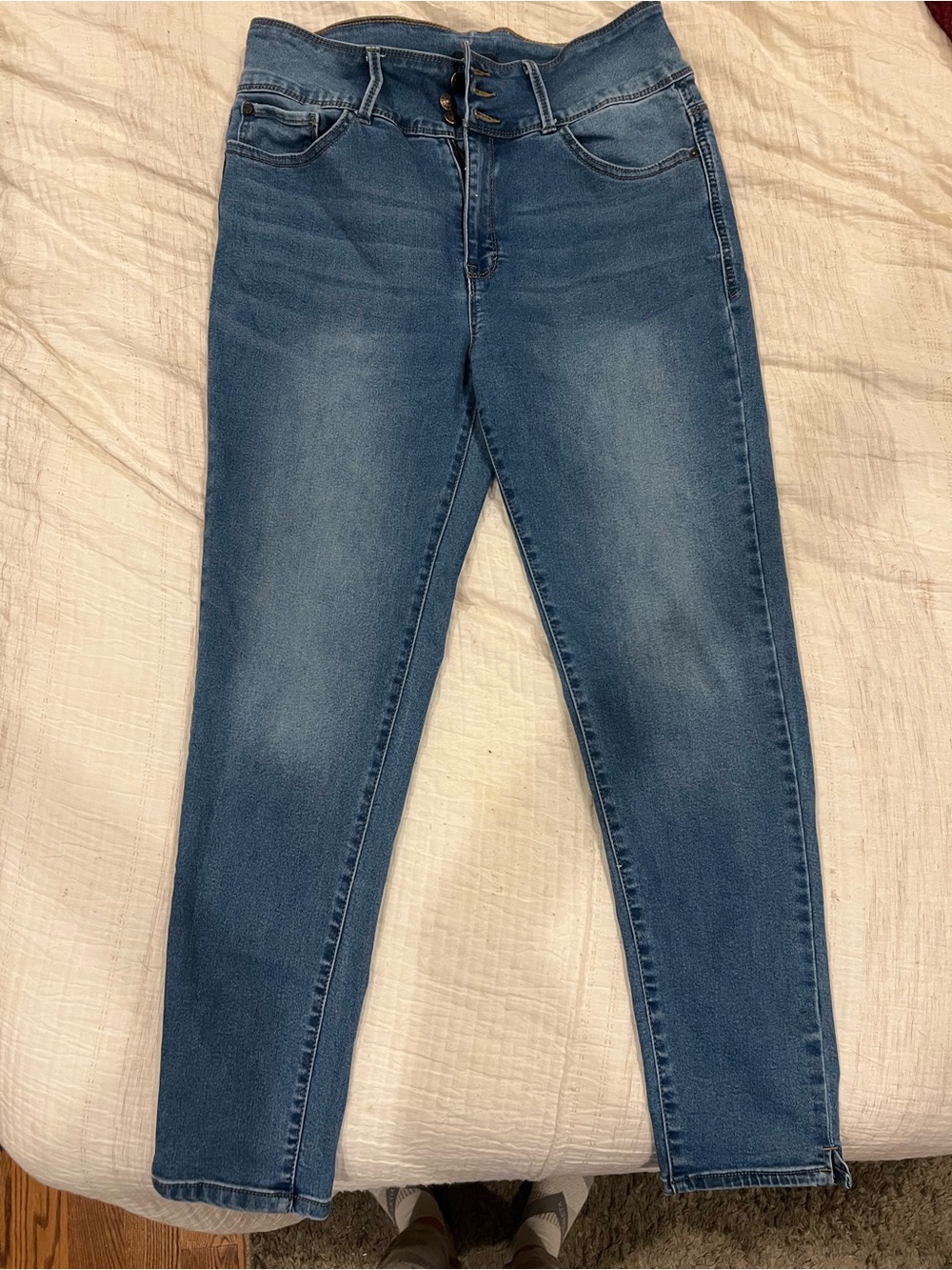 High-Rise Slim Fit Jeans in Medium Blue